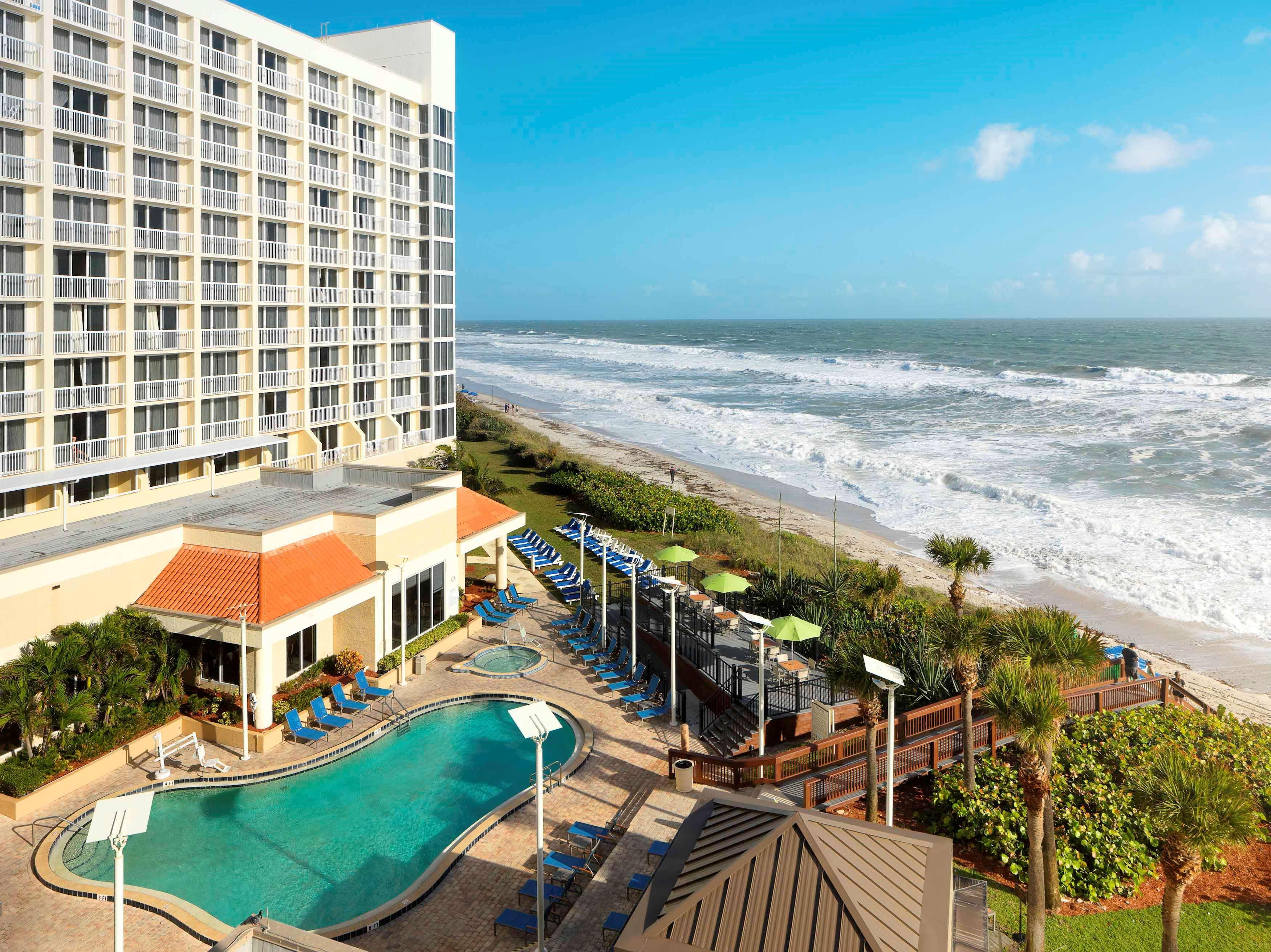 Hilton Melbourne Beach Oceanfront Exterior foto
